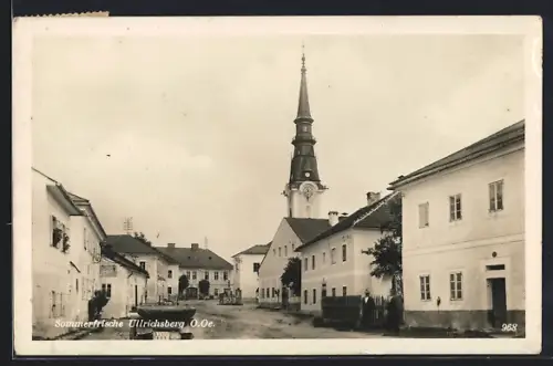 AK Ulrichsberg /O.Oe, Strassenpartie mit Blick zur Kirche