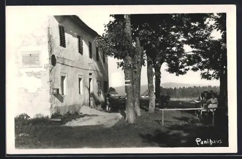 AK Aigen-Schlägl, Gaststätte Panihaus mit Besuchern