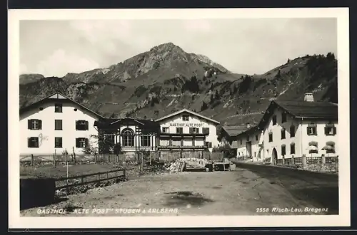 AK Stuben am Arlberg, Strassenpartie mit Gasthof Alte Post