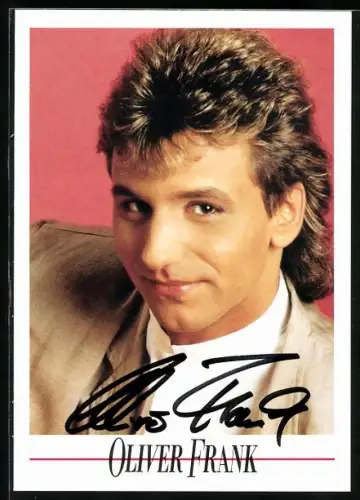 AK Musiker Oliver Frank im Anzug mit Autograph