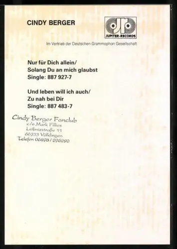 AK Musikerin Cindy Berger in rotem Kleid, Autograph
