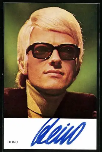 AK Musiker Heino mit Brille porträtiert mit Autograph