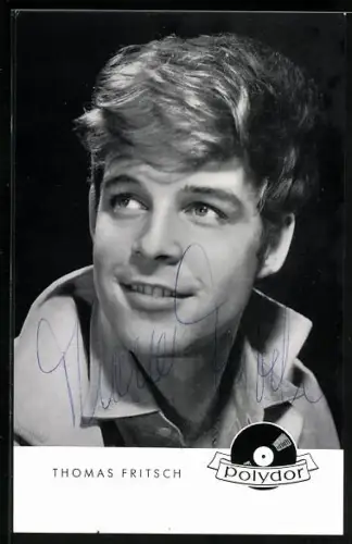 AK Musiker Thomas Fritsch lächelnd zur Seite blickend, Autograph
