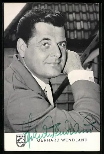 AK Musiker Gerhard Wendland über die Schulter schauend, Autograph