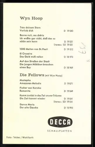 AK Musiker Wyn Hoop lächelnd im Porträt mit Autograph