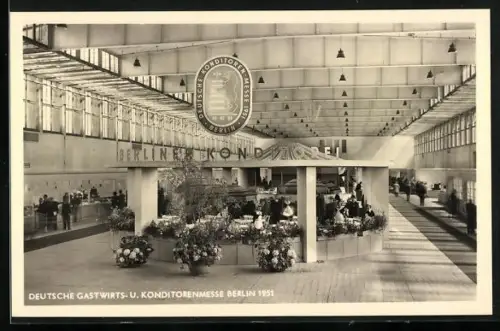 AK Berlin, Deutsche Gastwirts-und Konditorenmesse 1951, Berliner Konditorei
