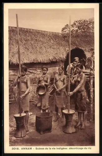 AK Annam, Scénes de la vie indigéne: décorticage du riz