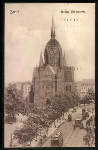 AK Berlin-Kreuzberg, Strassenbahn an der Heilig-Kreuz-Kirche