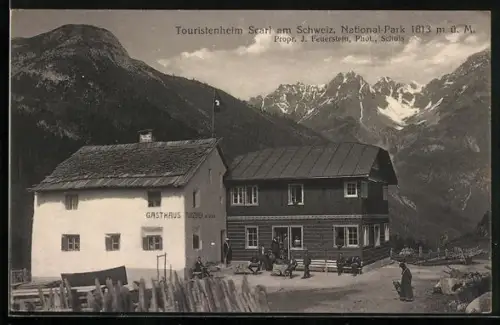 AK Scarl, Gasthaus Touristenheim u. Jägerstübl J. Feuerstein am Schweizer National-Park, mit kleiner Versammlung