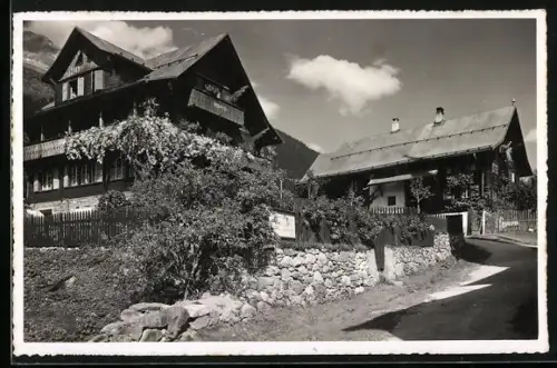 AK Truns, Pilgerheim Maria Licht von der Strasse aus