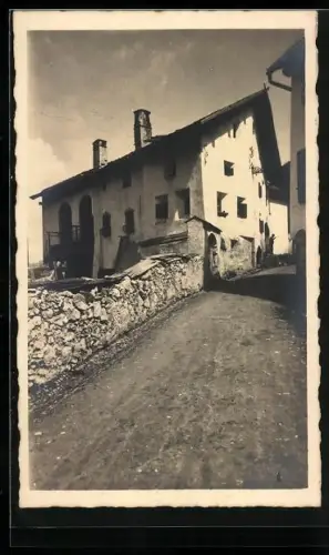 AK Pontresina, Strassenpartie mit Gasthaus