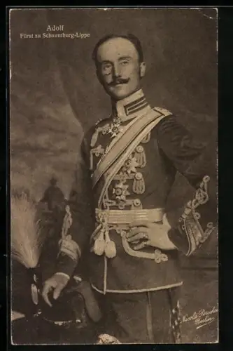 AK Adolf, Fürst zu Schaumburg-Lippe in Husaren-Uniform