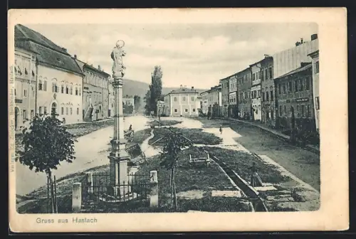 AK Haslach, Platzpartie mit Denkmal