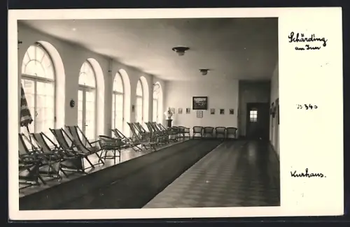 AK Schärding am Inn, Kurhaus, Halle mit Liegestühlen