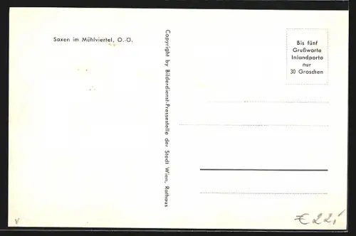 AK Saxen /Mühlviertel, Strassenpartie, Gasthof mit Leuten am Eingang