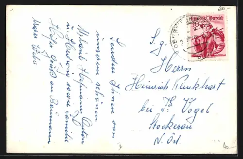 AK Oberneukirchen /O.-Ö., Ortspanorama mit Feldern, aus der Ferne gesehen