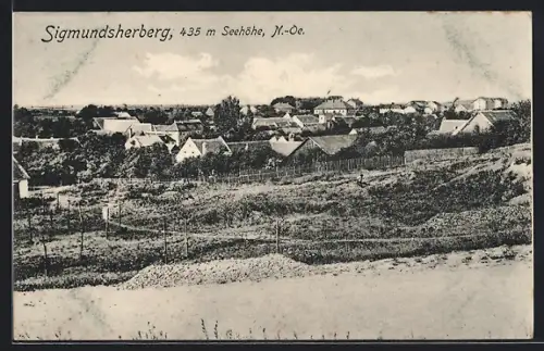 AK Sigmundsherberg /N.-Ö., Ortspanorama von einer Brache aus
