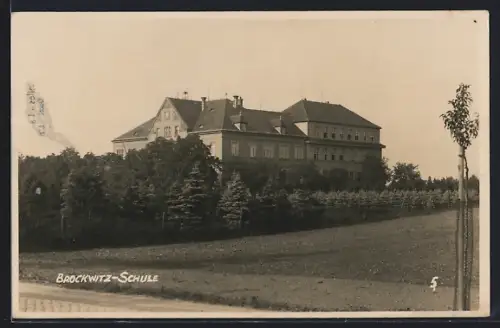 AK Brockwitz / Coswig, Schule