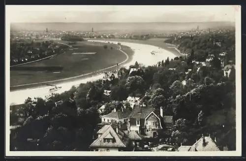 AK Dresden-Loschwitz, Blick vom Luisenhof nach Dresden