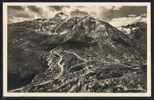AK Grimsel-Passhöhe, Panorama mit Strassenpartie