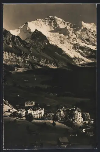 AK Wengen, Ortsansicht aus der Vogelschau mit Jungfrau