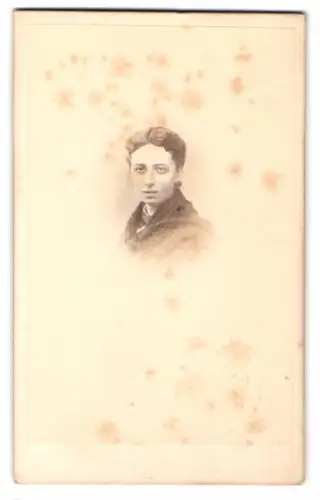 Fotografie A. Le Gray & Cie, Paris, Boulevard des Capucines 35, Caroline im Porträt 1867