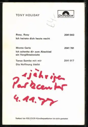 AK Musiker Tony Holiday mit strahlendem Lächeln, Autograph