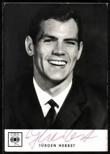 AK Musiker Jürgen Herbst lacht den Betrachter an, Autograph