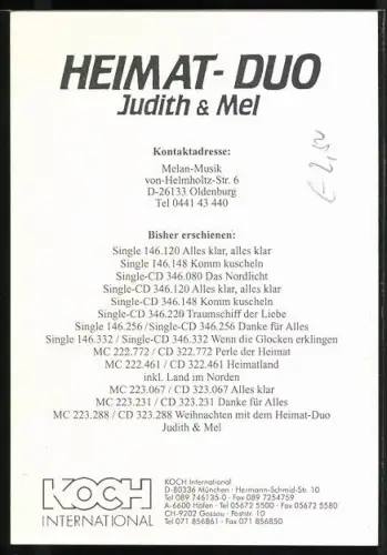 AK Heimat-Duo Judith & Mel lächeln fröhlich in die Kamera, Autographen