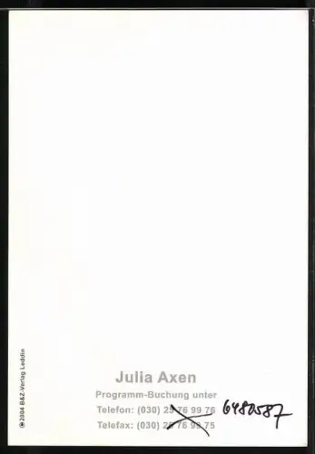 AK Musikerin Julia Axen im Portrait, Autograph