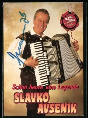 AK Musiker Slavko Avsenik mit Akkordeon, Autograph