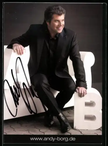 AK Sänger Andy Borg im schwarzen Anzug, Autograph