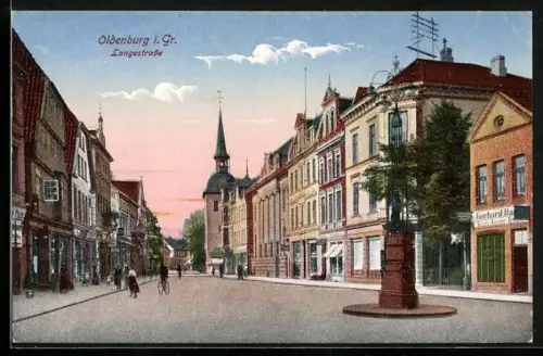 AK Oldenburg / Gr., Langestrasse mit Blick zur Kirche im Abendlicht
