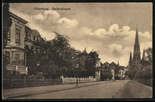 AK Oldenburg / Gr., Blick in die Gartenstrasse