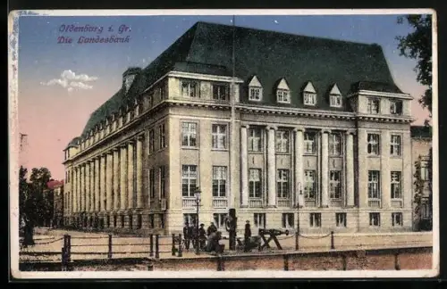 AK Oldenburg i. Gr., Kinder vor der Landesbank