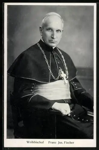 AK Weihbischof Franz Josef Fischer im Ornat