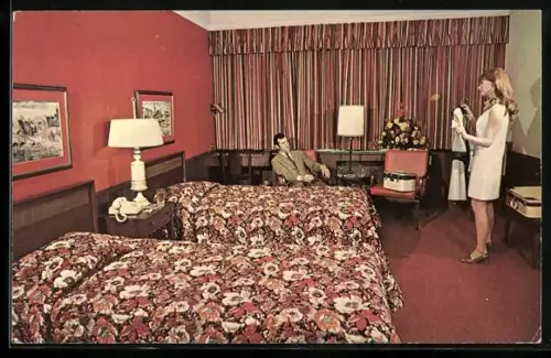 AK New York, NY, Hotel Commodore, Park Avenue at 42nd Street, interior of a hotel room