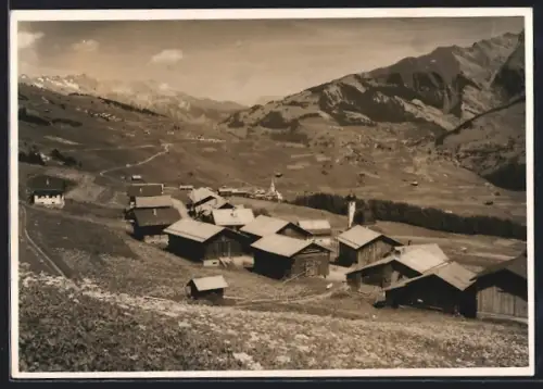 AK Vattiz, Ortsansicht mit Berglandschaft