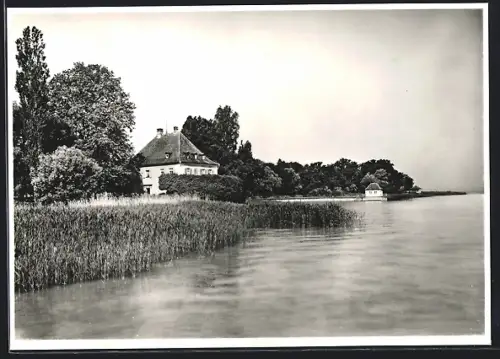 AK Güttingen /Thg., Schloss mit Uferpartie