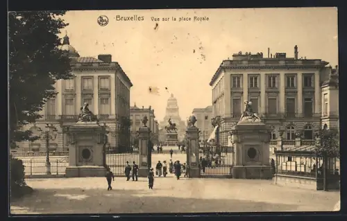 AK Bruxelles, Vue sur la place Royale