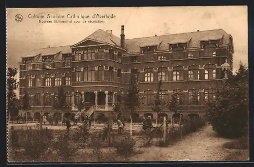 AK Averbode, Colonie Scolaire Catholique, Nouveau bâtiment et Cour de récréation
