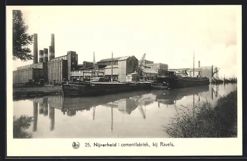 AK Ravels, Nijverheid cementfabriek