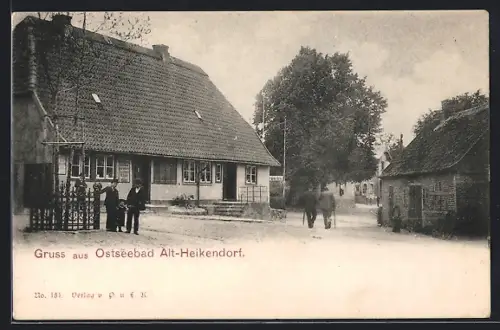 AK Alt-Heikendorf, Ostseebad, Strassenpartie mit Gasthof