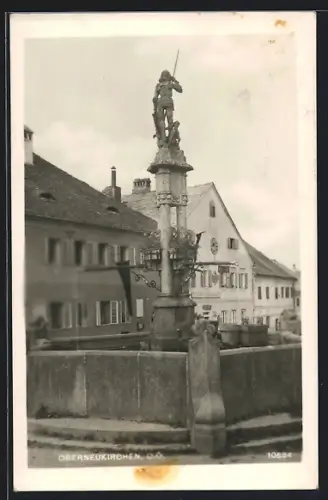 AK Oberneukirchen /O. Ö., Brunnen im Ort