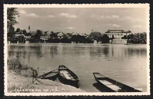 AK Schärding am Inn, Uferpartie mit Booten