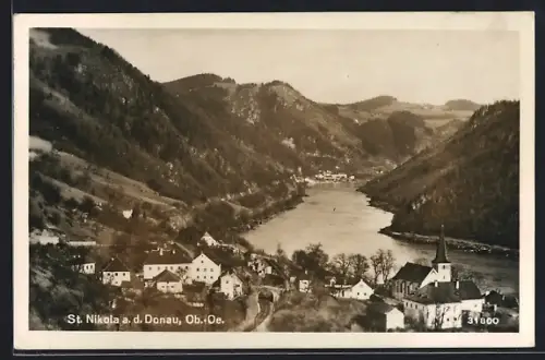 AK St. Nikola, Gesamtansicht mit Donau