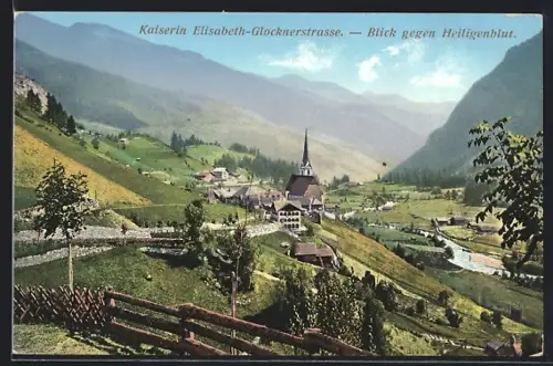 AK Heiligenblut /Kärnten, Kaiserin Elisabeth-Glocknerstrasse, Blick gegen Heiligenblut mit Kirche