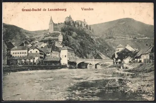 AK Vianden, Blick zum Schloss
