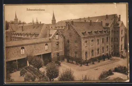 AK Arenberg, Mutterhaus und Pensionat der Dominikanerinnen, Schwesternhaus