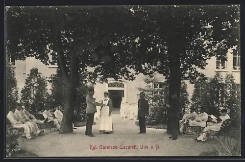 AK Ulm / Donau, Kgl. Garnison-Lazarett, Gartenpartie